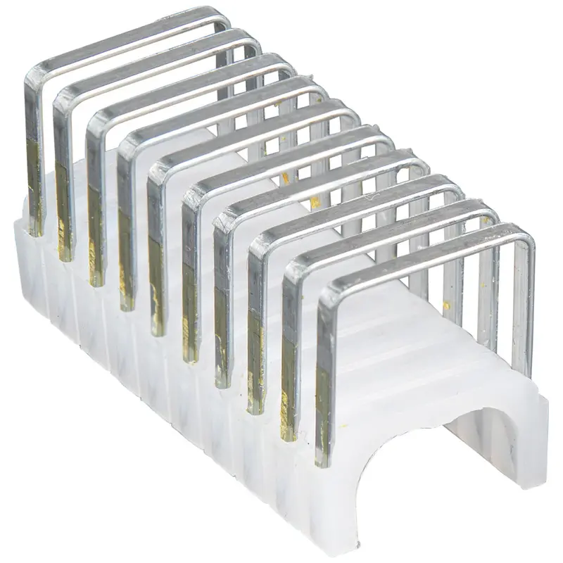 Klein Tools 11/32" × 19/32" Insulated Cable Staples – Flame-Retardant Nylon Housing 1