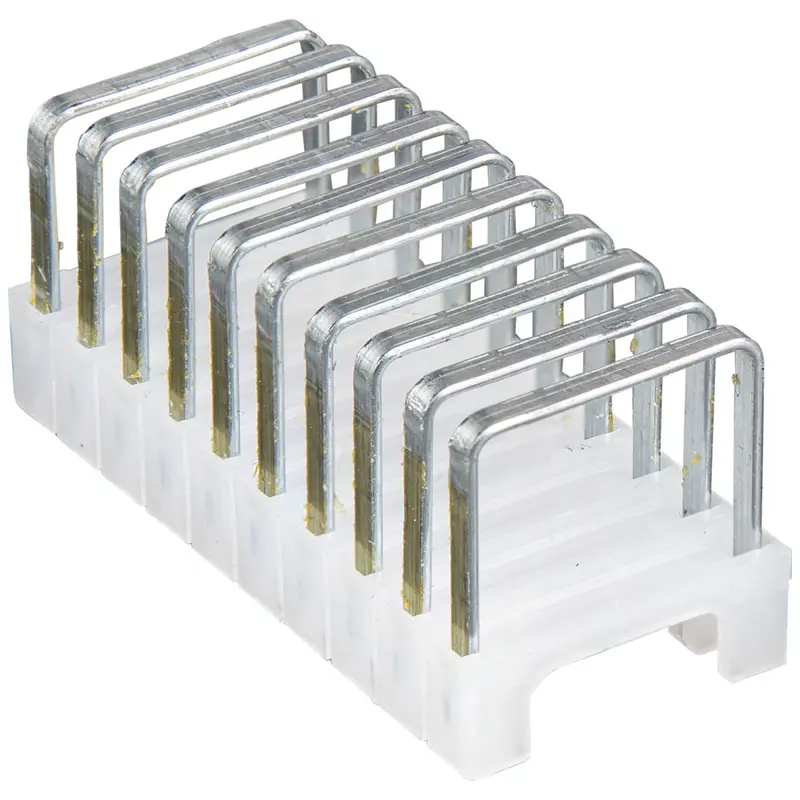 Klein Tools 31/64" × 13/64" Insulated Cable Staples – Compact Size For Tight Spaces 1