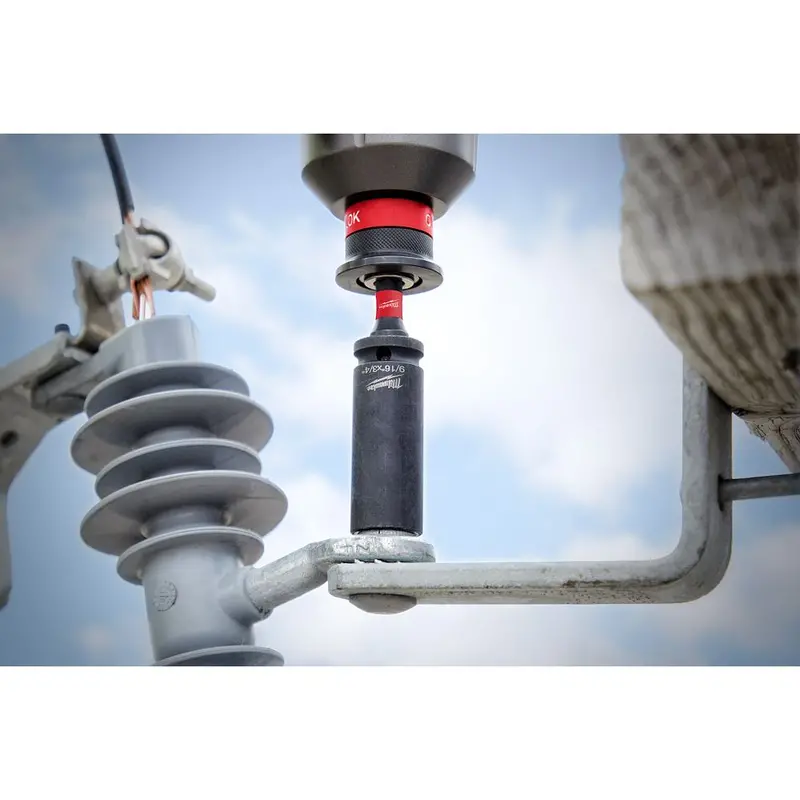 Milwaukee Shockwave Lineman’S 2-In-1 Adjustable Socket – 9/16" To 3/4" 1